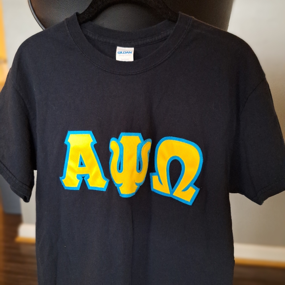 Alpha Psi Omega Theatre Society Shirt- Adult Medium